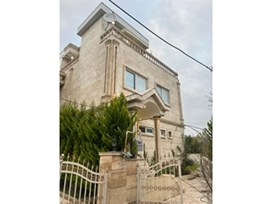 ویلا با استخر جکوزی سرپوشیده آمل