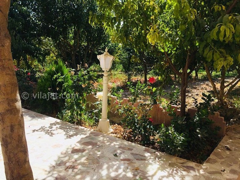 عکس اصلی شماره 3 - خرید باغ ویلا با استخر و جکوزی